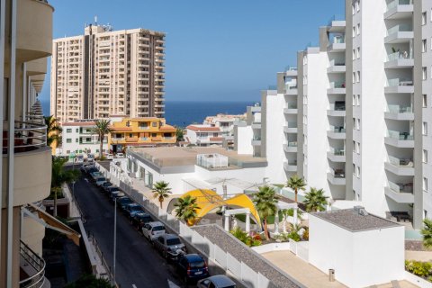 Apartament w Santa Cruz de Tenerife, Tenerife, Hiszpania 2 sypialnie, 73 mkw. nr 58477 – zdjęcie 2