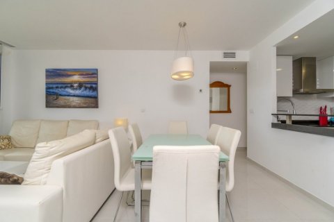 Apartament w Punta Prima, Alicante, Hiszpania 3 sypialnie, 107 mkw. nr 59437 – zdjęcie 7