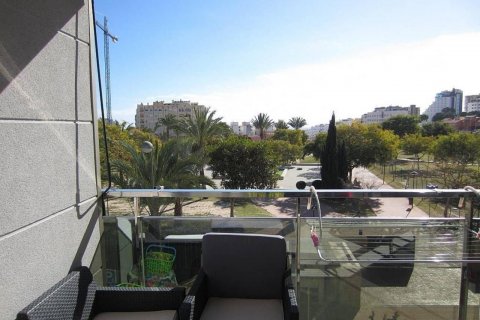 Apartament w El Campello, Alicante, Hiszpania 3 sypialnie, 125 mkw. nr 59177 – zdjęcie 7