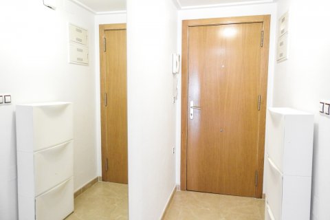 Apartament w Torrevieja, Alicante, Hiszpania 3 sypialnie, 75 mkw. nr 58624 – zdjęcie 8