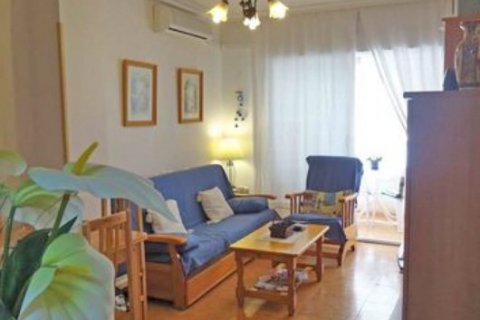 Apartament w Torrevieja, Alicante, Hiszpania 3 sypialnie, 85 mkw. nr 58352 – zdjęcie 2