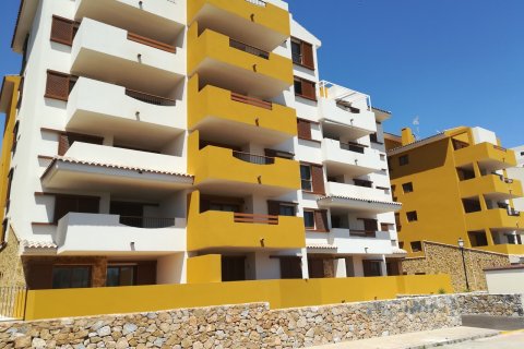 Apartament w Punta Prima, Alicante, Hiszpania 3 sypialnie, 138 mkw. nr 58717 – zdjęcie 2