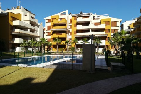 Apartament w Punta Prima, Alicante, Hiszpania 3 sypialnie, 138 mkw. nr 58717 – zdjęcie 4