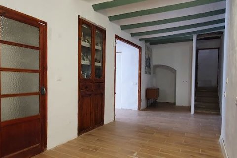 Dom w La Pobla de Vallbona, Valencia, Hiszpania 3 sypialnie, 250 mkw. nr 60700 – zdjęcie 15