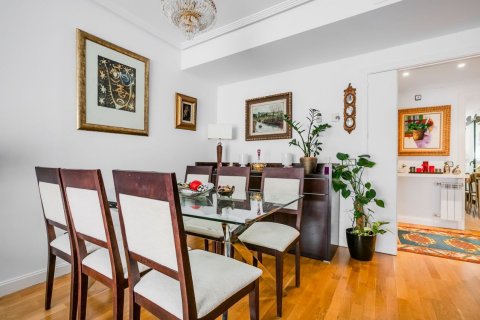 Apartament w Madrid, Hiszpania 3 sypialnie, 100 mkw. nr 60161 – zdjęcie 5