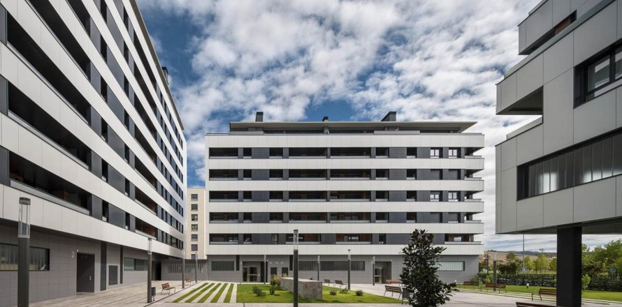 Lezcairu 360 Pamplona, Navarre, Hiszpania nr 62463