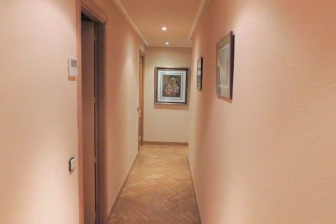 Apartament w Moralzarzal, Madrid, Hiszpania 6 sypialni, 313 mkw. nr 60876 – zdjęcie 30