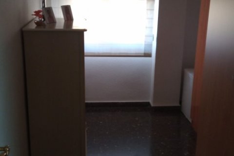 Apartament w Valencia, Hiszpania 4 sypialnie, 116 mkw. nr 62567 – zdjęcie 14