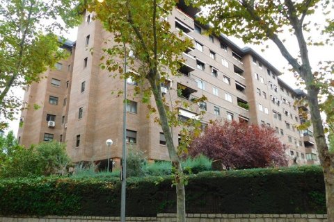 Apartament w Moralzarzal, Madrid, Hiszpania 6 sypialni, 313 mkw. nr 60876 – zdjęcie 3