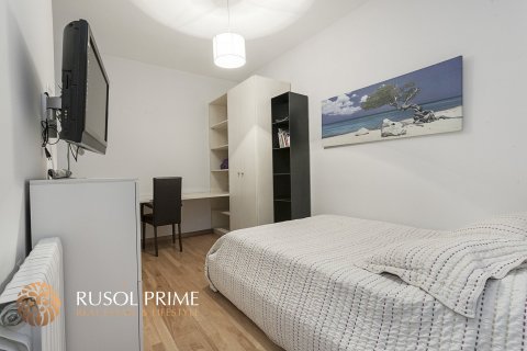 Продажа квартиры в Барселона, Испания 3 спальни, 130м2 №8957 - фото 6