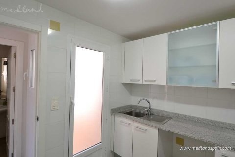 Продажа квартиры в Санта-Пола, Аликанте, Испания 2 спальни, 74м2 №9431 - фото 6