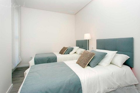 Продажа квартиры в Ла Зения, Аликанте, Испания 3 спальни, 71м2 №9736 - фото 14