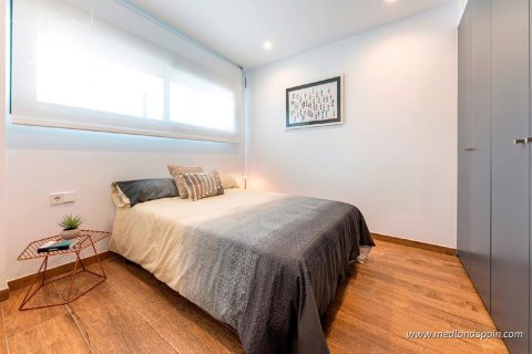 Продажа квартиры в Кумбре дель Соль, Аликанте, Испания 2 спальни, 91м2 №9208 - фото 7