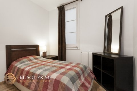 Продажа квартиры в Барселона, Испания 3 спальни, 130м2 №8957 - фото 7