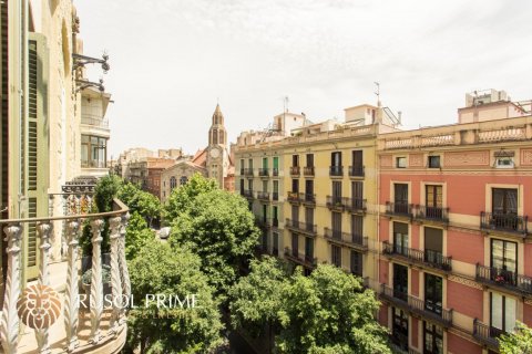 Продажа квартиры в Барселона, Испания 3 спальни, 200м2 №8976 - фото 9