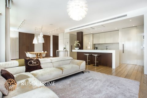 Продажа квартиры в Барселона, Испания 4 спальни, 325м2 №8979 - фото 2