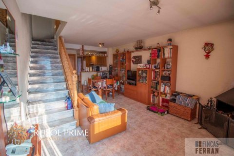 Продажа дома в Кома-Руга, Таррагона, Испания 3 спальни, 85м2 №11973 - фото 2