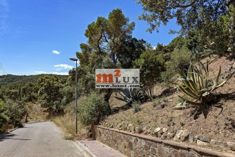 Продажа земельного участка в Калонже, Герона, Испания 2080м2 №16753 - фото 5