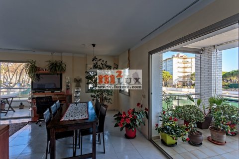 Продажа квартиры в Пладжа-де-Аро, Герона, Испания 3 спальни, 133м2 №16806 - фото 29