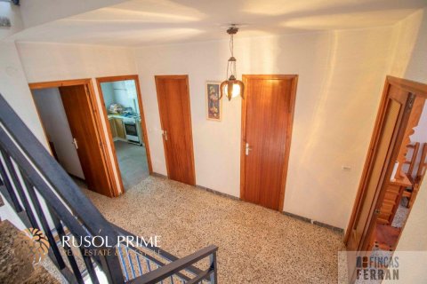 Продажа дома в Кома-Руга, Таррагона, Испания 4 спальни, 225м2 №11967 - фото 16