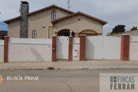 Продажа дома в Кома-Руга, Таррагона, Испания 3 спальни, 230м2 №11602 - фото 19