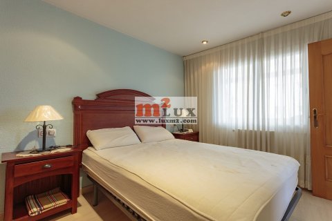 Продажа квартиры в С'Агаро, Герона, Испания 3 спальни, 68м2 №16862 - фото 18