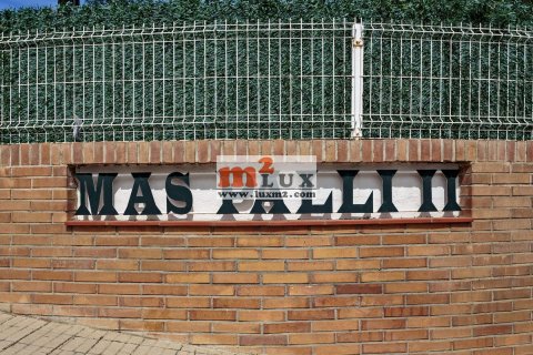 Продажа земельного участка в Калонже, Герона, Испания 874м2 №16768 - фото 3