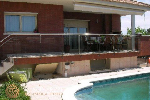 Продажа дома в Калафелл, Таррагона, Испания 6 спален, 342м2 №11721 - фото 7