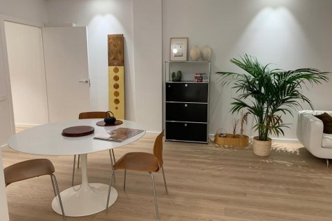 Продажа квартиры в Барселона, Испания 3 комнаты, 116м2 №15866 - фото 12