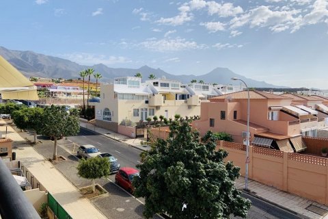 Продажа квартиры в Плайя Параисо, Тенерифе, Испания 2 спальни, 65м2 №18368 - фото 3