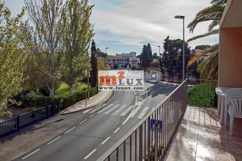 Продажа квартиры в Сант-Фелиу-де-Гиксолс, Герона, Испания 3 спальни, 68м2 №16705 - фото 24