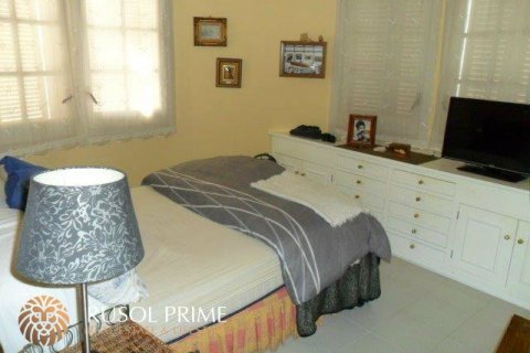Продажа дома в Кома-Руга, Таррагона, Испания 4 спальни, 200м2 №11656 - фото 10