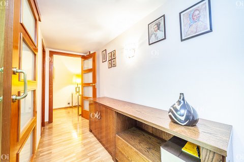 Продажа квартиры в Барселона, Испания 3 комнаты, 80м2 №15872 - фото 14