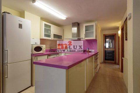 Продажа квартиры в С'Агаро, Герона, Испания 3 спальни, 68м2 №16862 - фото 12
