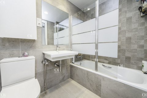 Продажа квартиры в Барселона, Испания 4 комнаты, 139м2 №15852 - фото 13