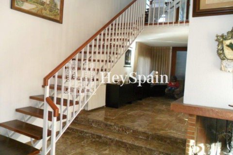 Продажа дома в Кома-Руга, Таррагона, Испания 6 спален, 325м2 №19431 - фото 16