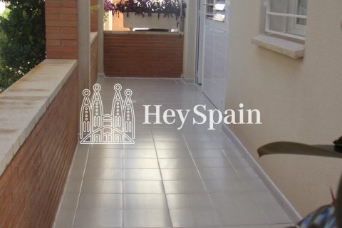 Продажа квартиры в Кома-Руга, Таррагона, Испания 2 спальни, 75м2 №19428 - фото 24