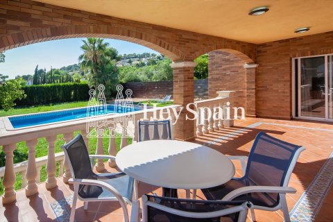 Продажа дома в Кома-Руга, Таррагона, Испания 4 спальни, 463м2 №19432 - фото 26
