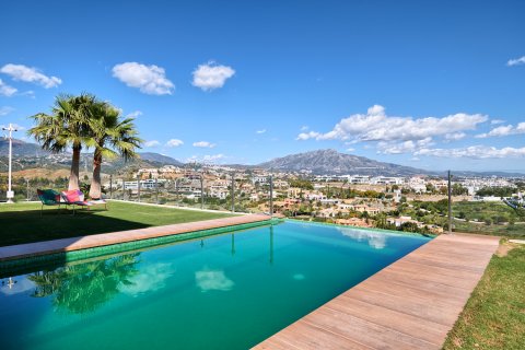 Продажа виллы в Бенахавис, Малага, Испания 4 спальни, 380м2 №21092 - фото 7