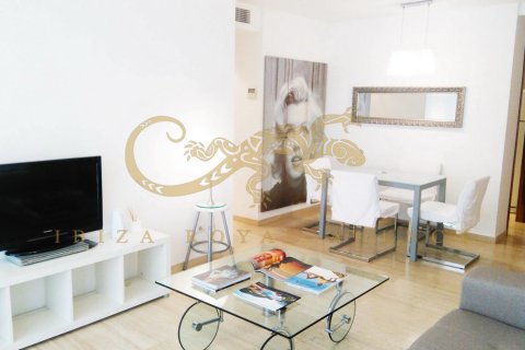 Продажа квартиры в Сьюдад Ибицы, Ивиса, Испания 2 спальни, 107м2 №30869 - фото 2