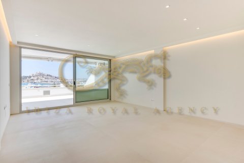 Продажа квартиры в Сьюдад Ибицы, Ивиса, Испания 3 спальни, 134м2 №30844 - фото 2