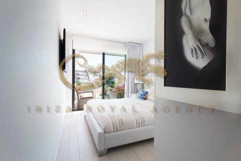 Продажа квартиры в Сьюдад Ибицы, Ивиса, Испания 2 спальни, 94м2 №30820 - фото 15
