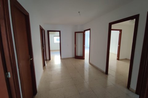 Продажа квартиры в Пальма-де-Майорка, Майорка, Испания 4 комнаты, 154м2 №31680 - фото 15