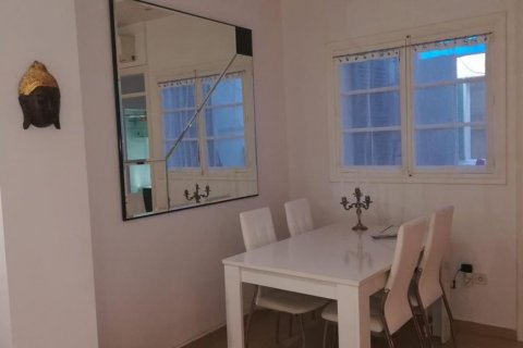Продажа квартиры в Пальма-де-Майорка, Майорка, Испания 3 комнаты, 73м2 №31843 - фото 7