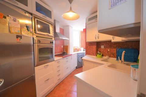 Продажа квартиры в Кампоамор, Аликанте, Испания 2 спальни, 100м2 №35306 - фото 6