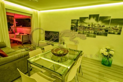 Продажа квартиры в Сьюдад Ибицы, Ивиса, Испания 2 спальни, 60м2 №36027 - фото 6