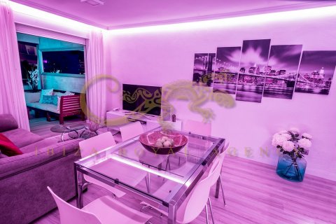 Продажа квартиры в Сьюдад Ибицы, Ивиса, Испания 2 спальни, 60м2 №36027 - фото 8