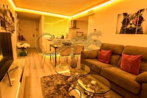 Продажа квартиры в Сьюдад Ибицы, Ивиса, Испания 2 спальни, 60м2 №36027 - фото 7
