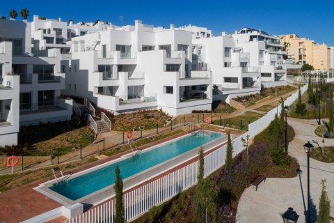 Жилой комплекс LAR Bay в Бенальмадена, Малага, Испания №36639 - фото 7