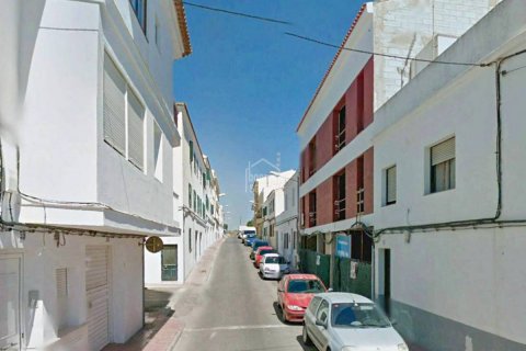 Продажа квартиры в Эс Кастель, Менорка, Испания 400м2 №37771 - фото 3